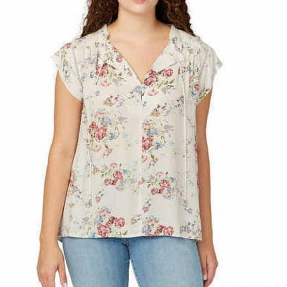 Buffalo David Bitton Tops - Buffalo Ivory Flowers V-Neck Flutter Sleeve Floral Blouse Size Medium